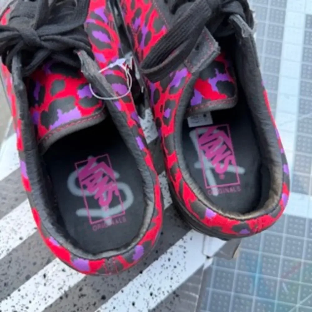 Brand New Stray Rats x Vans Old Skools